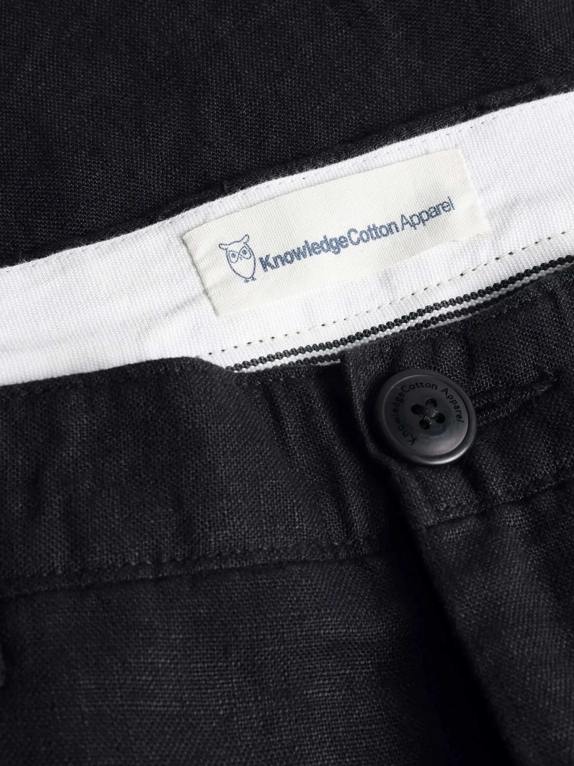 CHUCK regular linen shorts - GOTS/Vegan - Black Jet