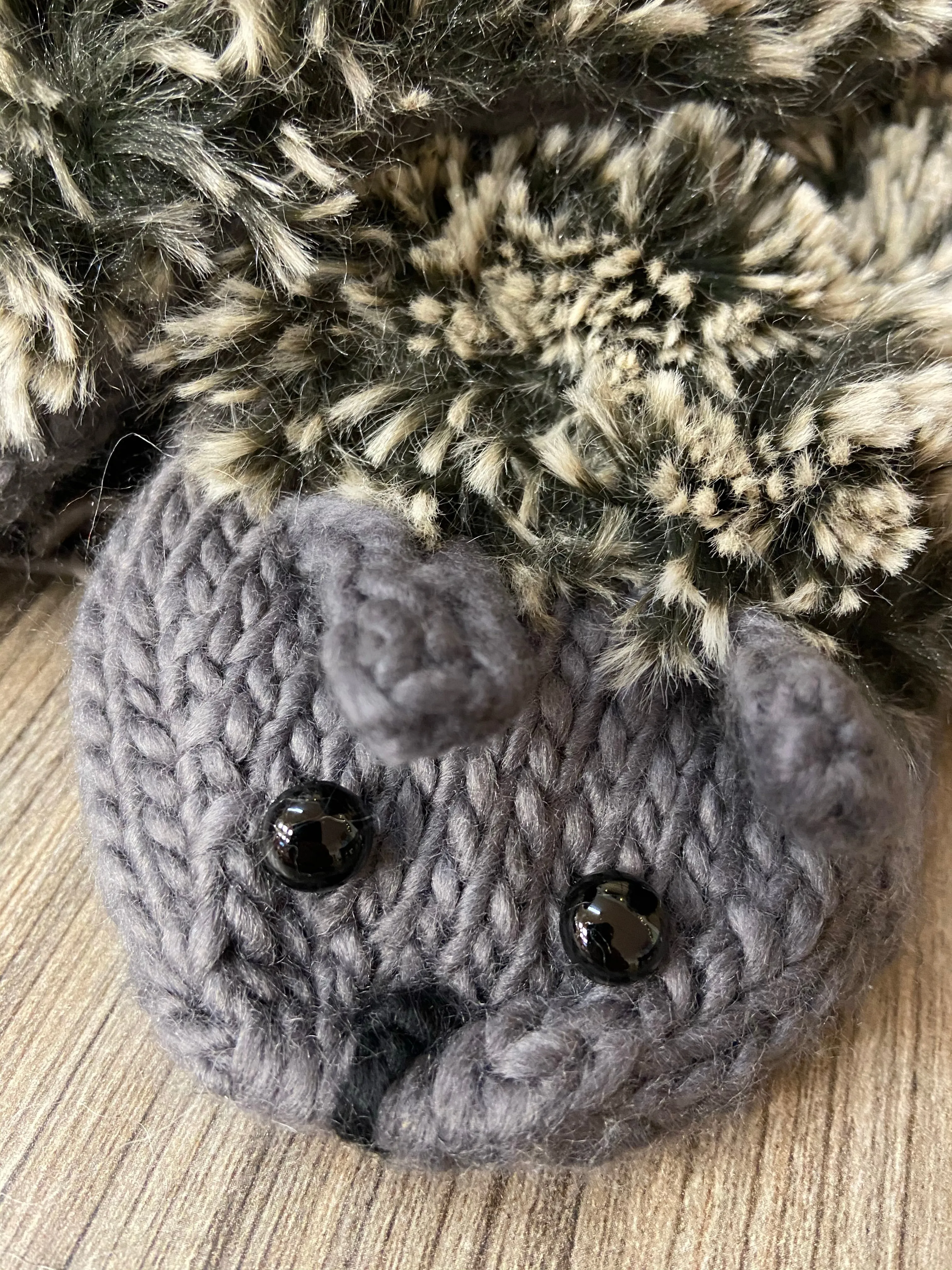 Critter Mittens-Hedgehog