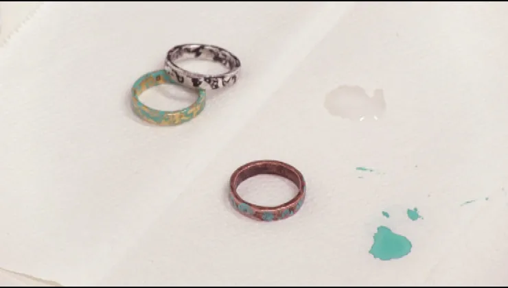 How to Add Vintaj Patina and Glaze to the Nunn Design Hammered Ring