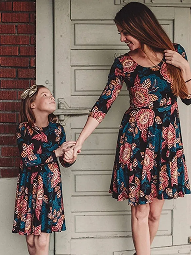 Mommy and Me Dresses Floral Dailywear Pleated Green 3/4 Length Sleeve Above Knee Mommy And Me Outfits Basic Matching Outfits
