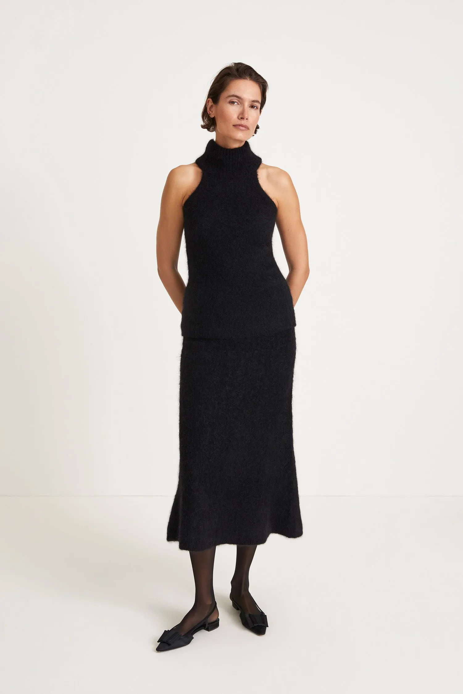 NICHELLE TOP - BLACK